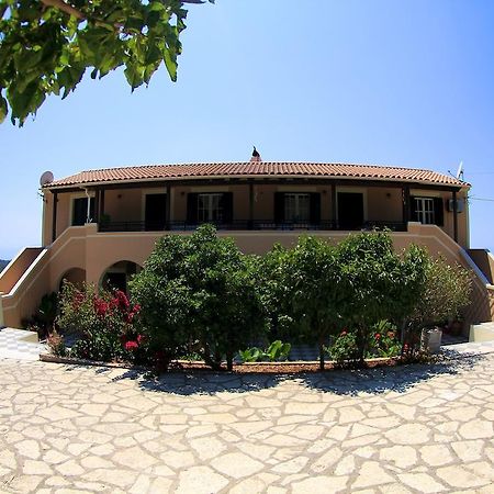 iliobasilema studios&apartments Fiskardo Exterior foto